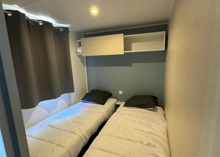 Kemp Chez Flo Mobil-home H13 Gassin