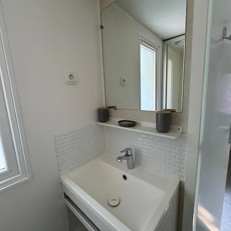 Chez Flo Mobil-home H13 *