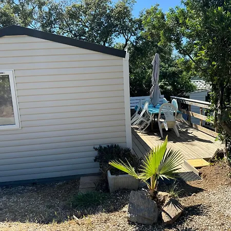 אתר קמפינג Chez Flo Mobil-home H13